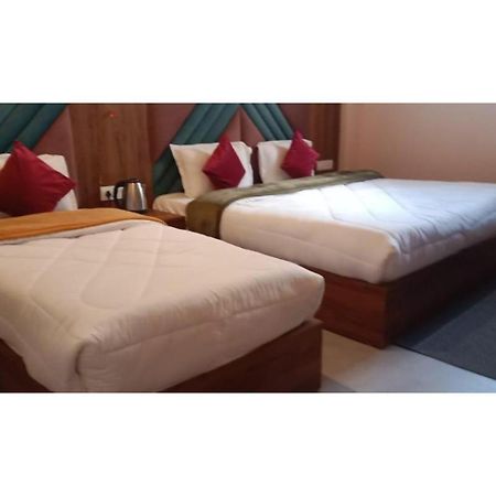 Hotel Maa Bhuvneshwari, 巴德里纳特 外观 照片
